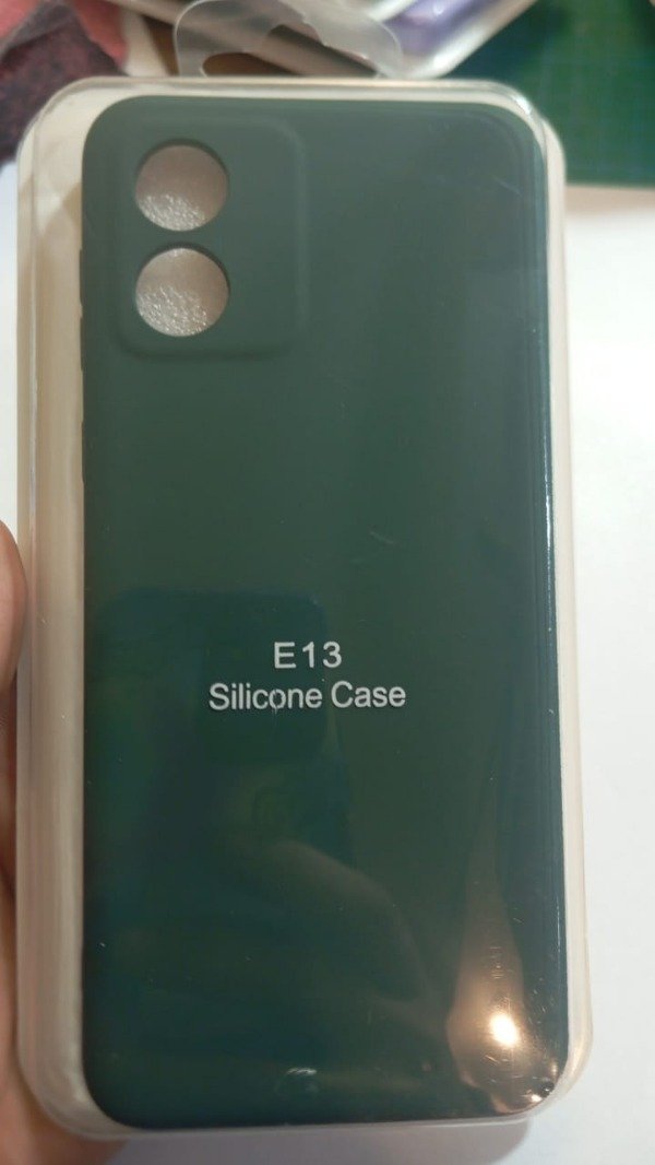 Producto - Funda Silicone Case Verde para Moto E13