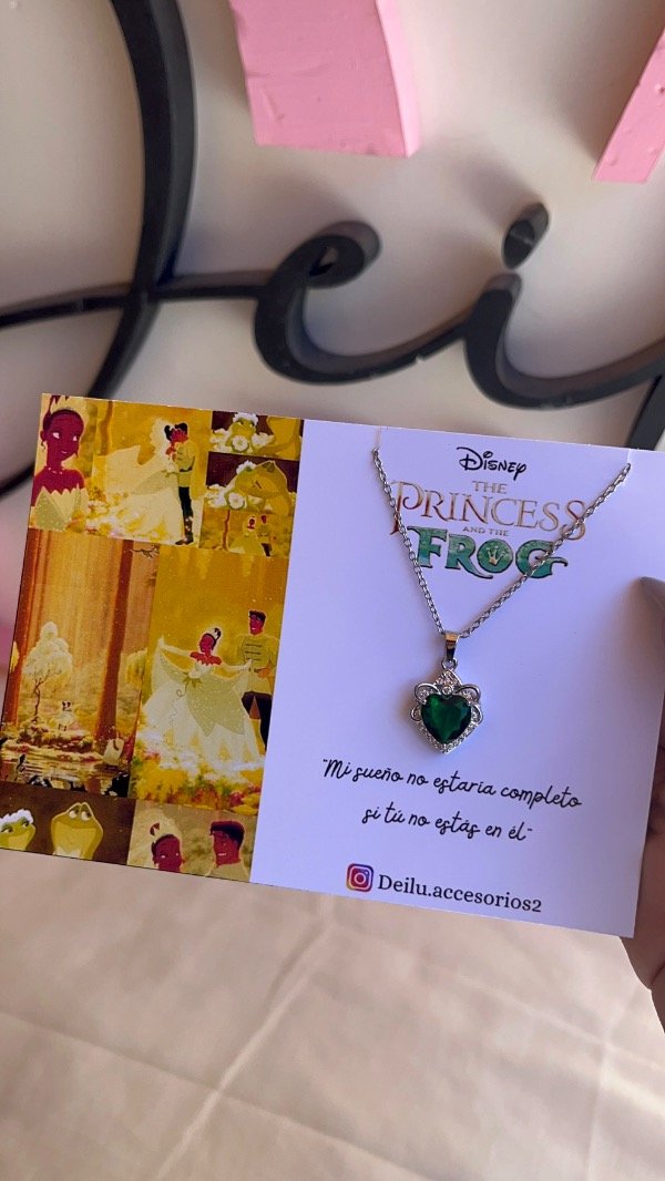 Producto - Colla Princesa y el sapo plateado