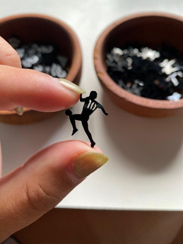 Producto - SILUETA MARADONA 2X1,5CM SOLO NEGRO