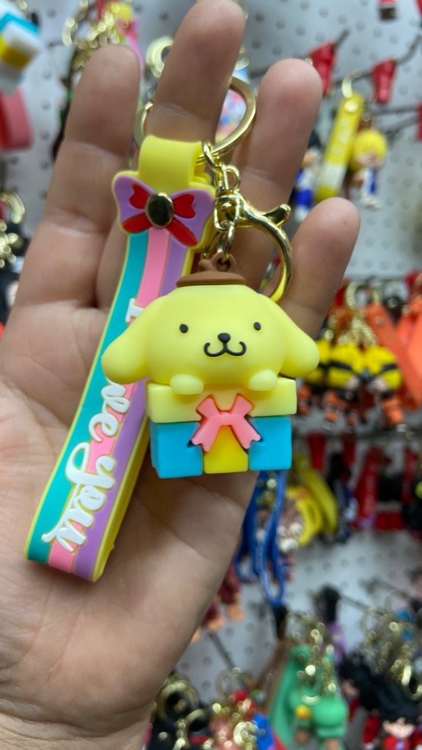 Producto - Llavero SANRIO Pompompurin (regalo)