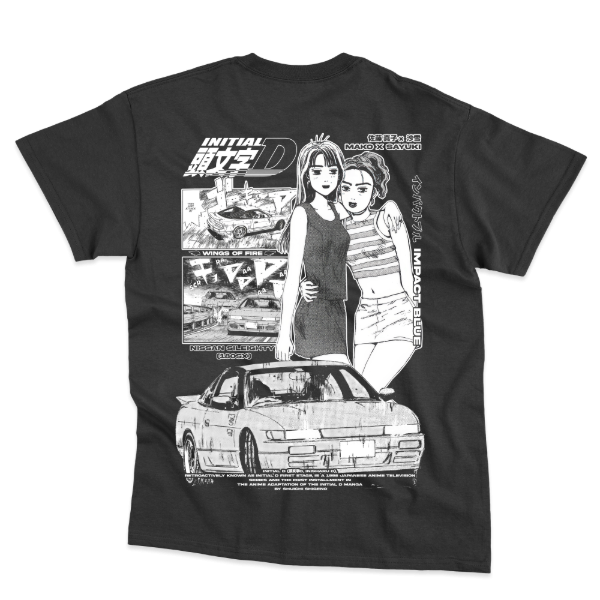 Producto - Remera - MAKO X SAYUKI - INITIAL D - IMPACT BLUE NISSAN SILEIGHTY 180SX