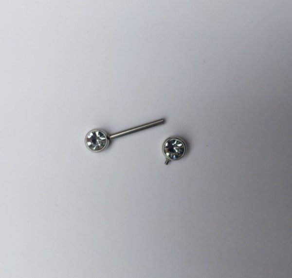 Producto - Strass plano rosca interna