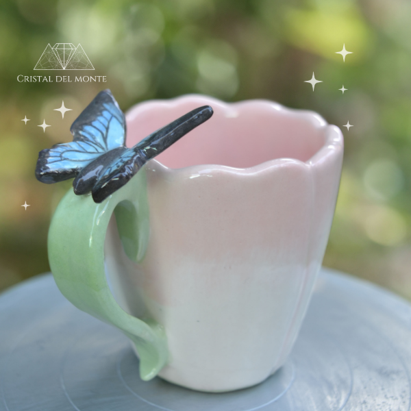 Producto - PRE VENTA - Taza Flor con mariposa