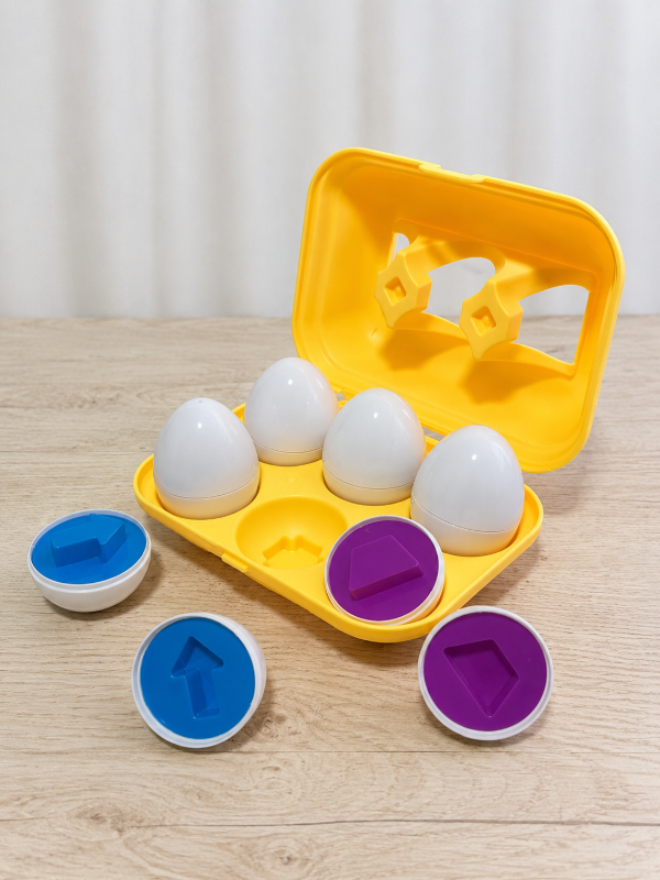 Producto - JUGUETE HUEVERA ENCASTRABLE PARA BEBÉS - 6 HUEVOS - 0