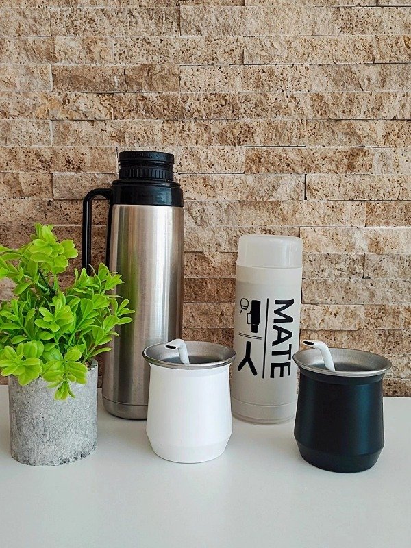 Producto - Mates de acero inoxidable con bombilla de regalo
