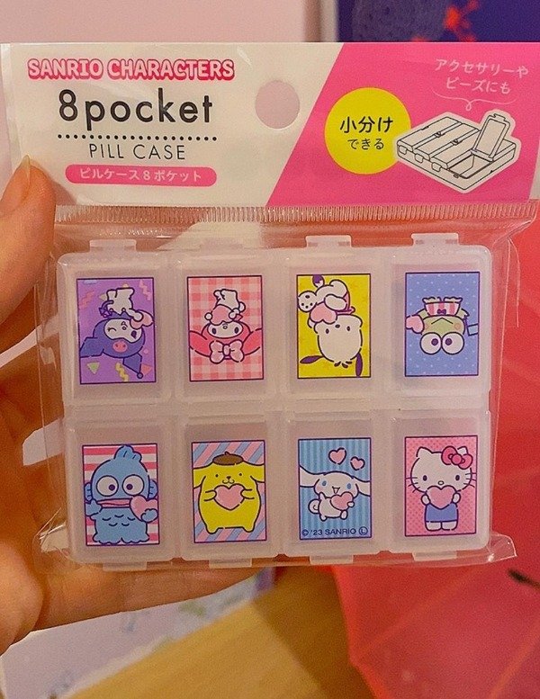 Producto - Organizador de medicamentos rectangular Sanrio