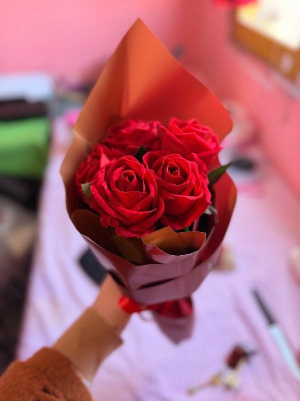 Producto - Ramo de rosas rojas
