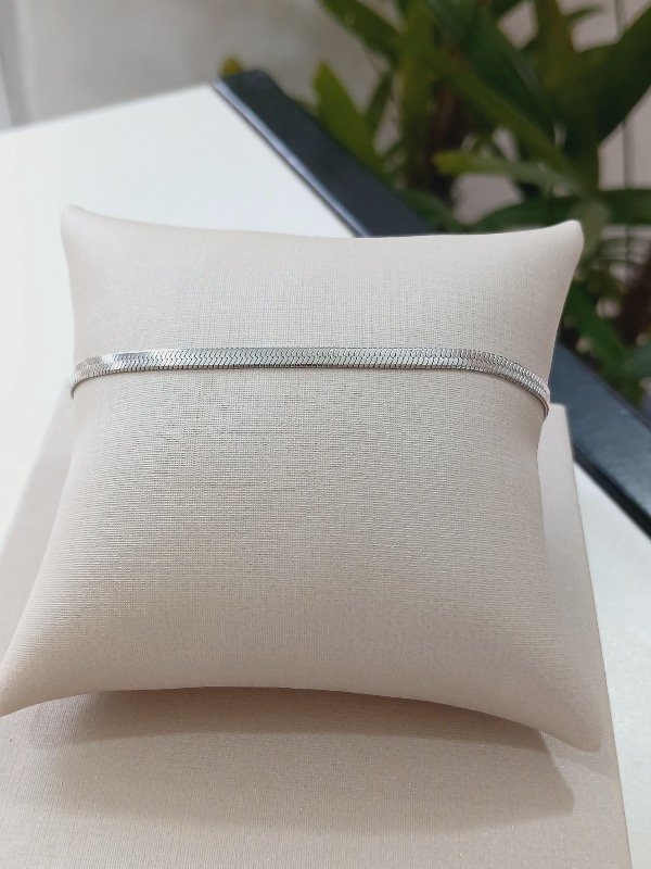 Producto - Pulsera Melba en acero quirúrgico