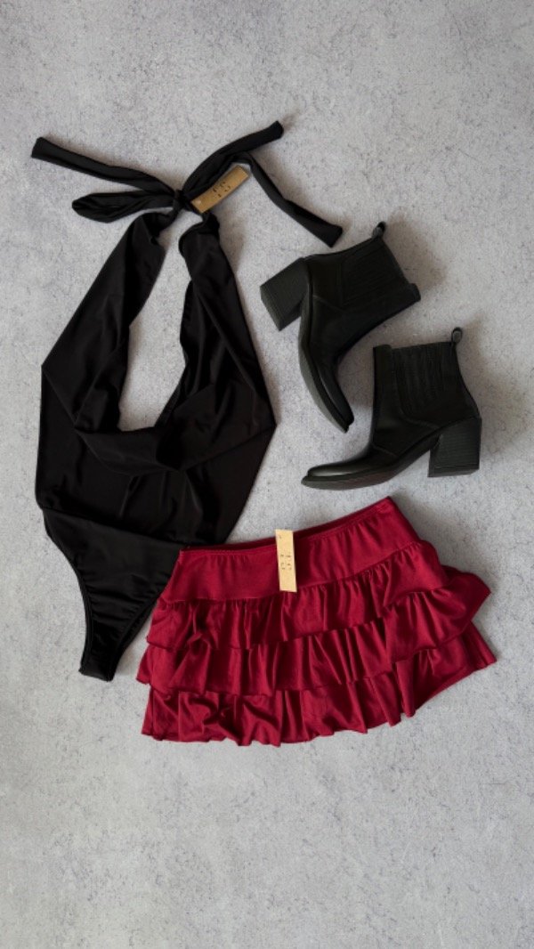 Producto - SKORT SULLER BORDO