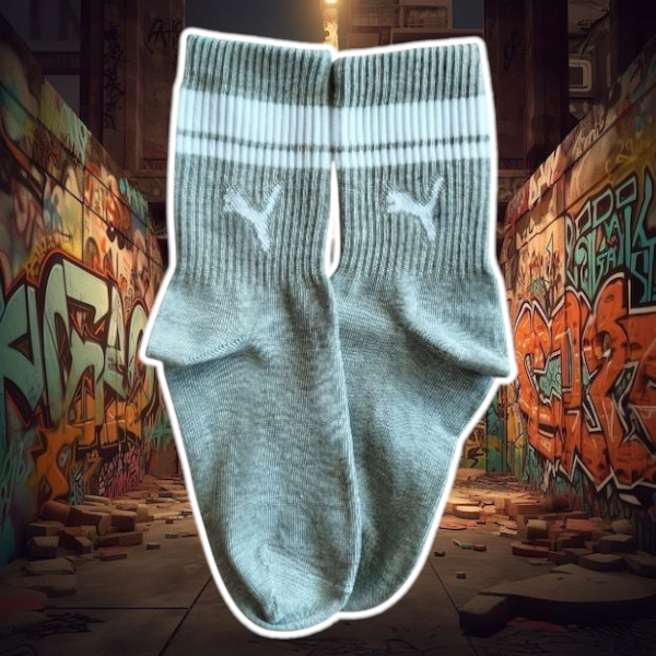 Producto - Puma gris con logo rayas blanco