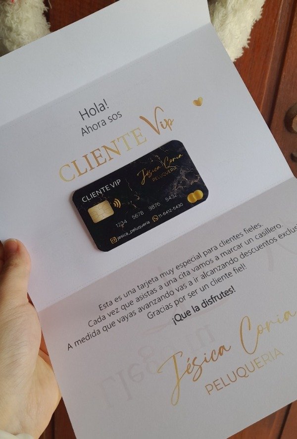 Producto - Combo 30 Tarjetas vip + 30 sobres A4 personalizados