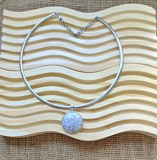 Producto - Chocker Rígido con dije circulo celeste
