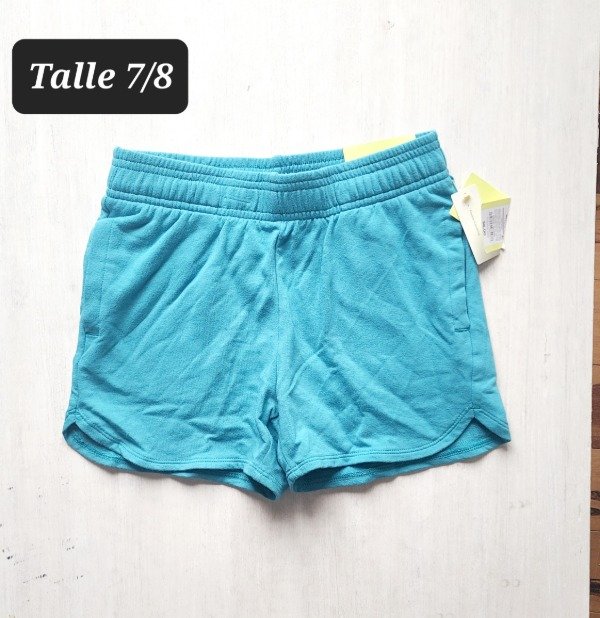 Short algodón  all in motion talle 8 celeste
