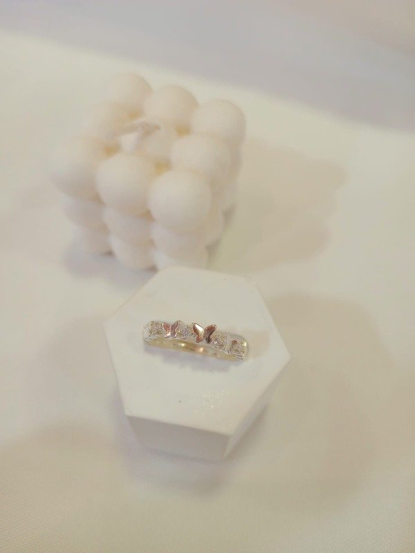 Producto - Anillo mariposas con strass