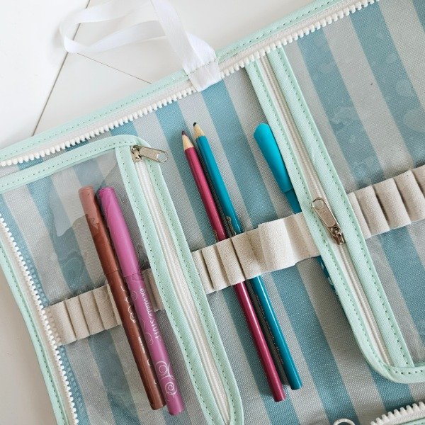 Producto - Cartuchera con bolsillos,  mixta rayas verdes