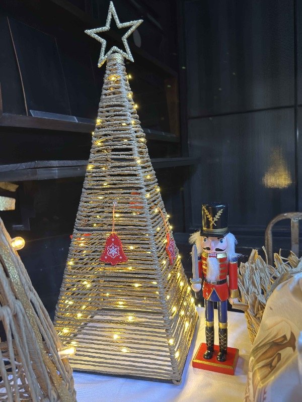 Producto - Taller Arbolito Navideño Minimalista