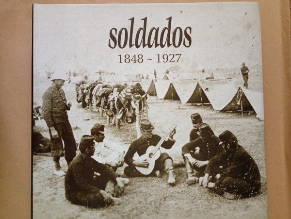 Producto - Soldados 1848 1927 - Fundación Soldados 2004 - Tapa dura Sobrecubierta