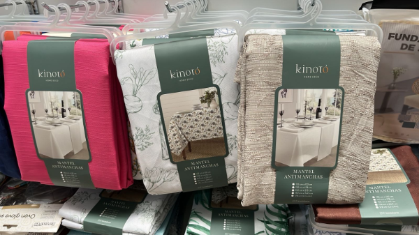 Producto - MANTEL ANTIMANCHAS