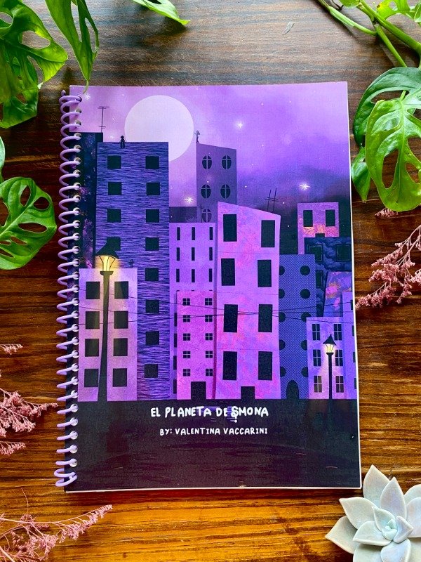Producto - Cuaderno A4 Liso: "Ciudad"