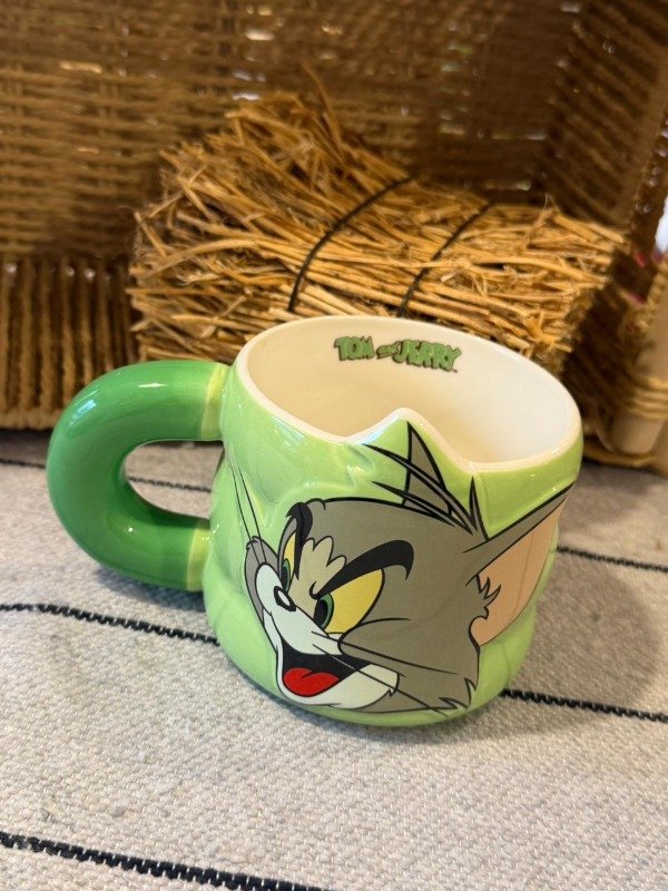 Producto - Taza Tom asa (Efectivo: 23.120)