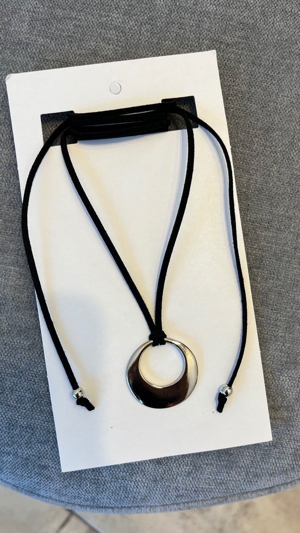 Producto - Choker NEW MOON