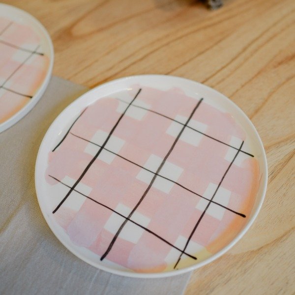 Producto - Plato cuadrille rosa