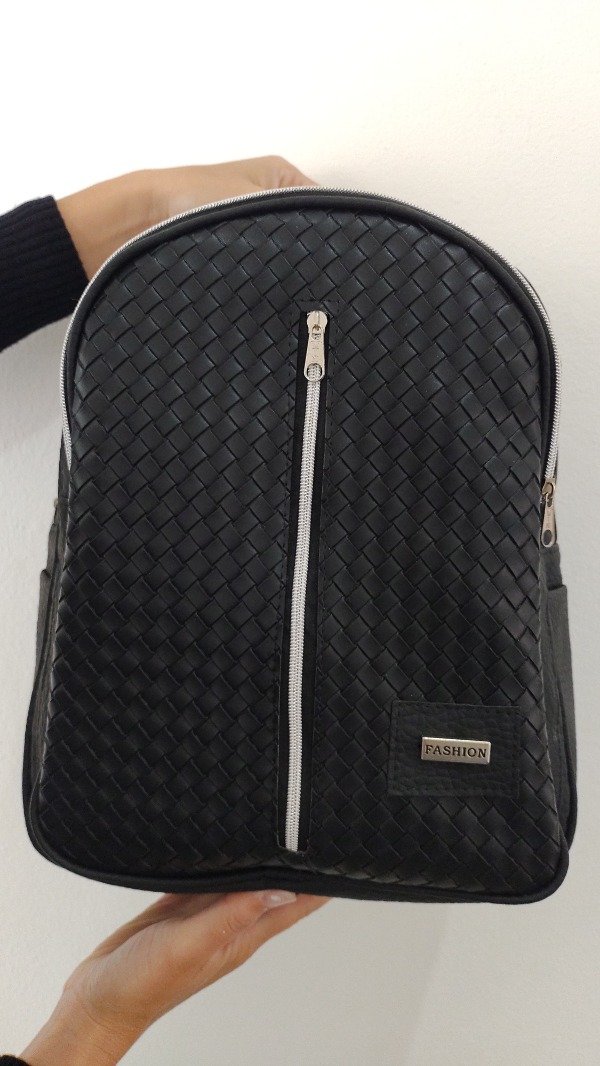 Producto - Mochila ecocuero negra FASHION
