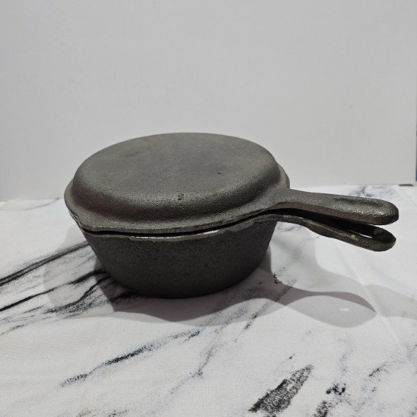 Producto - Olla de hierro y sartén 23 cm