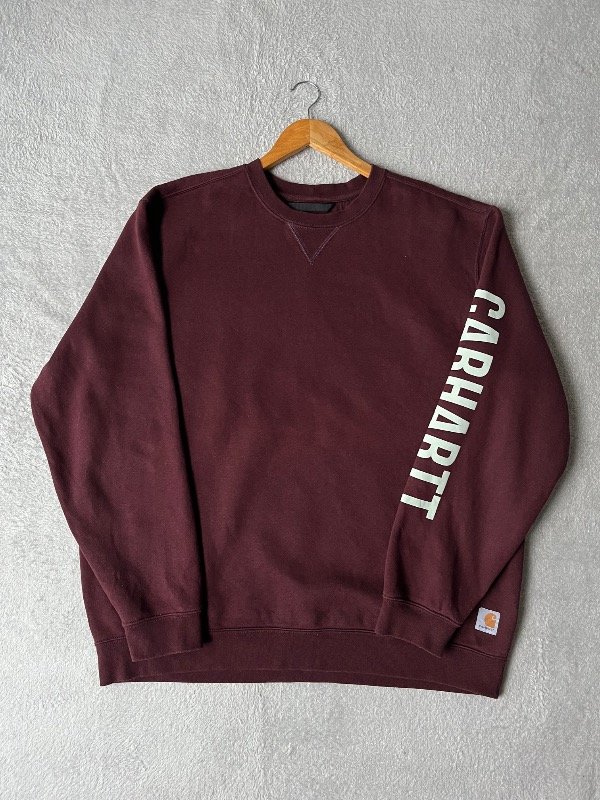Producto - CREWNECK DE ALGODON CARHARTT BIG LOGO BORDO OSCURO (XL)