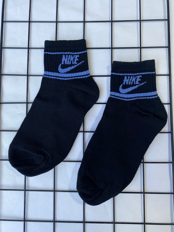 Producto - Tennis nike negras con azul
