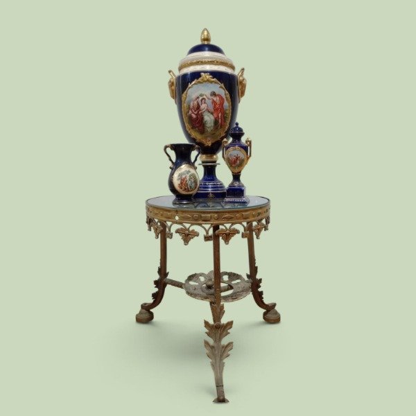Producto - Conjunto de 3 Piezas de Porcelana de Estilo Sevres, Azul Cobalto y Oro - 0