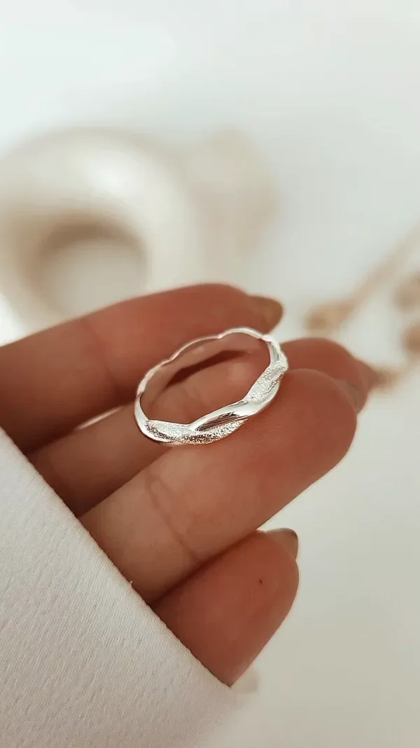 Producto - Anillo Adn liso y textu 18,5mm P925