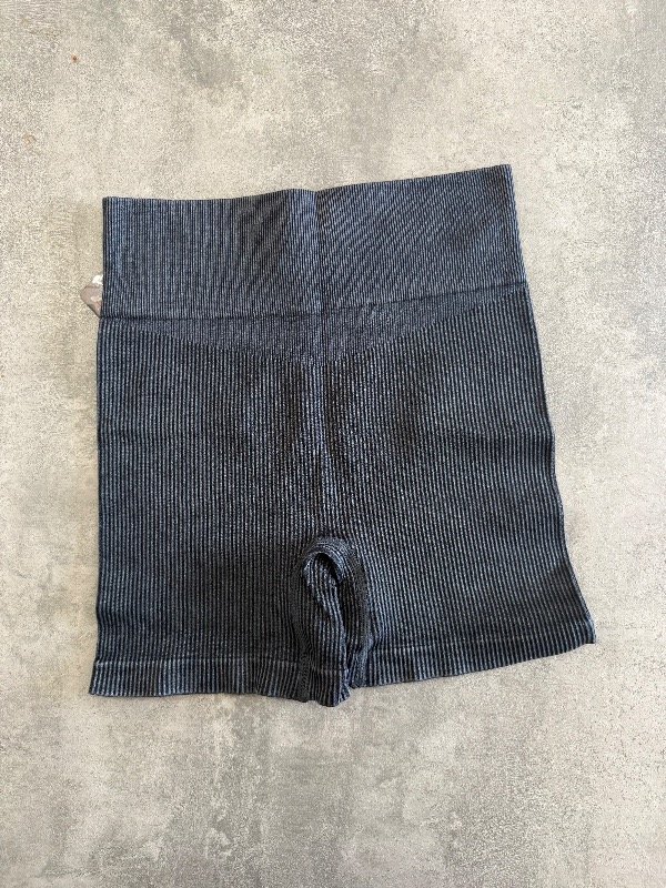 Producto - SHORT CLASIC SIN FRUNCE NEGRO