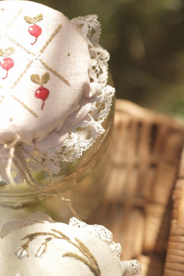 Producto - Bonnets Bordados "Benjamin's Garden" - 8