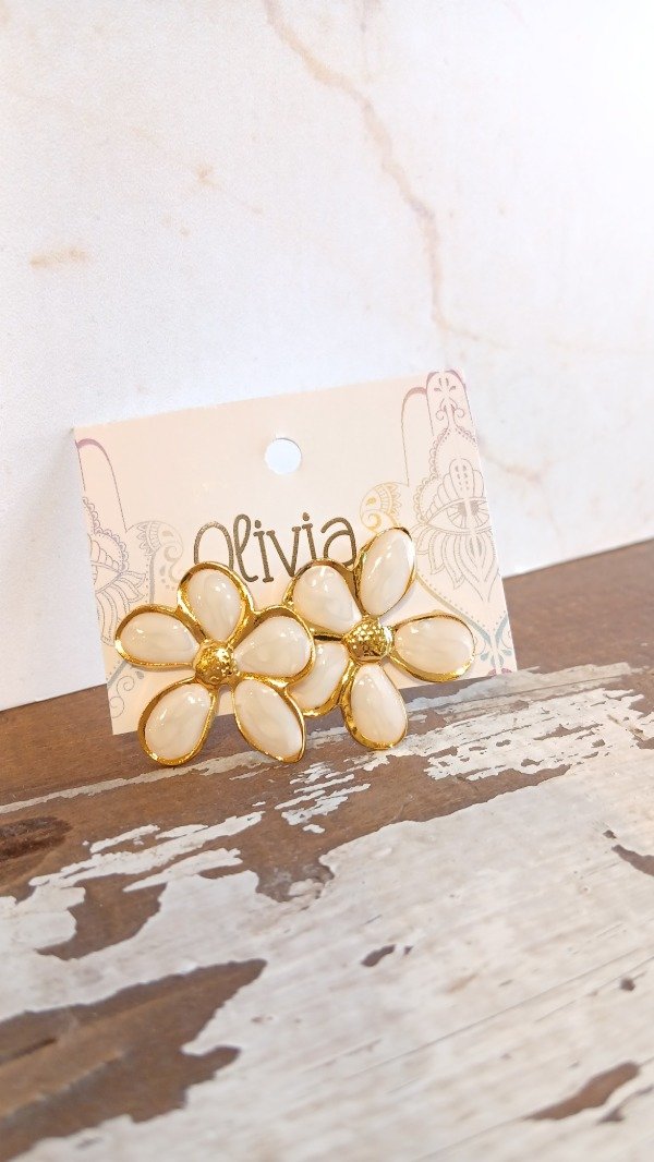 Producto - Aro flor gold blanco