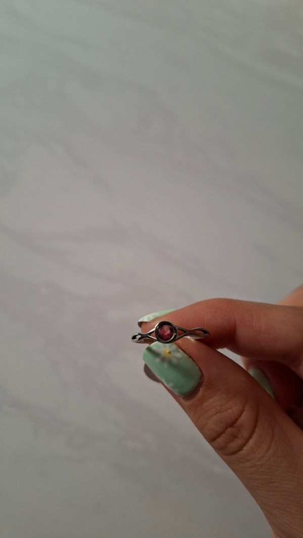 Producto - Anillo thanos fucsia acero quirurgico