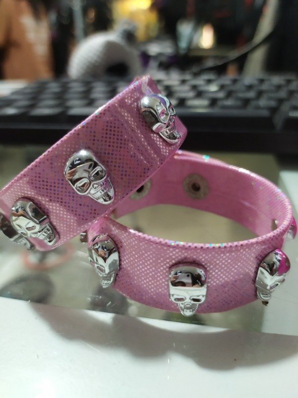 Producto - Pulsera calavera rosa