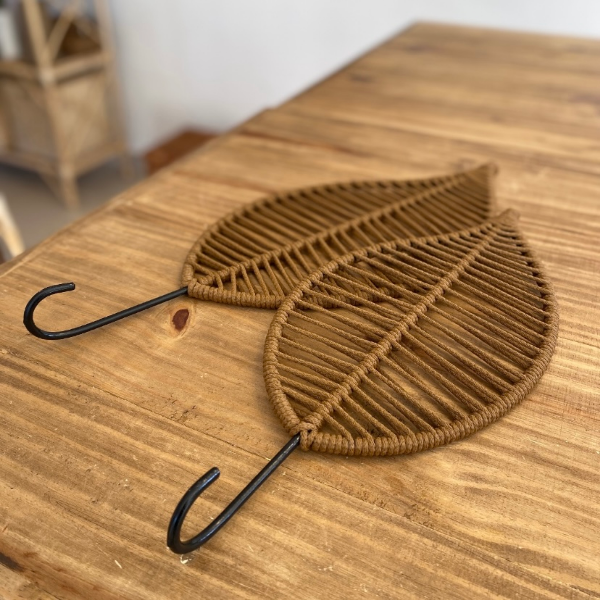 Producto - PERCHEROS HOJAS X2