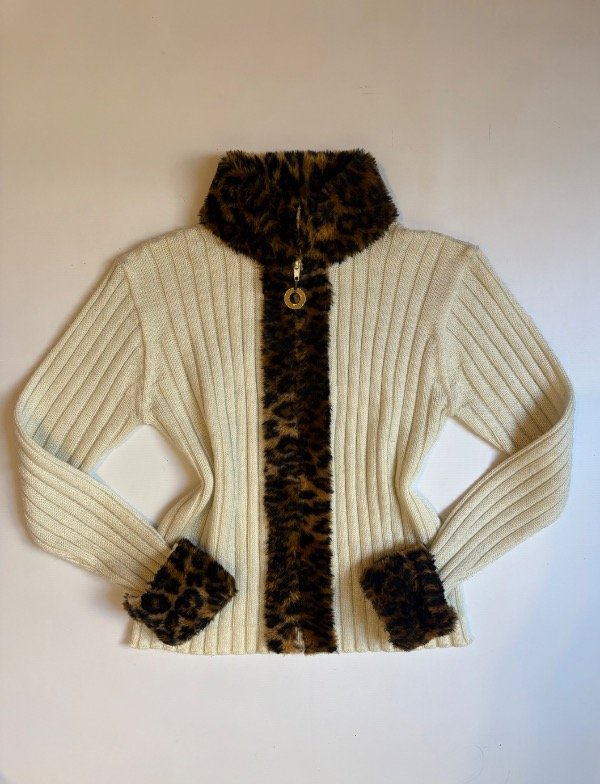 Producto - Animal Print Zip Up