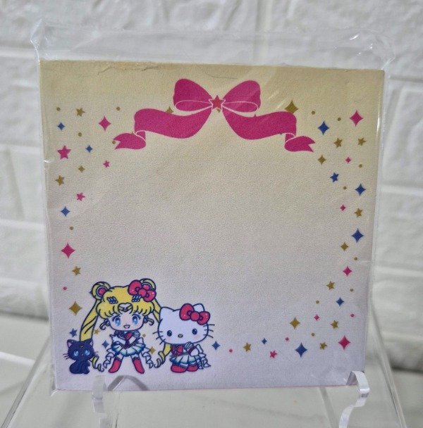 Producto - Memo anotador Sailor y Kitty tamaño 10 cm x 10 cm 60 hojas con diseño