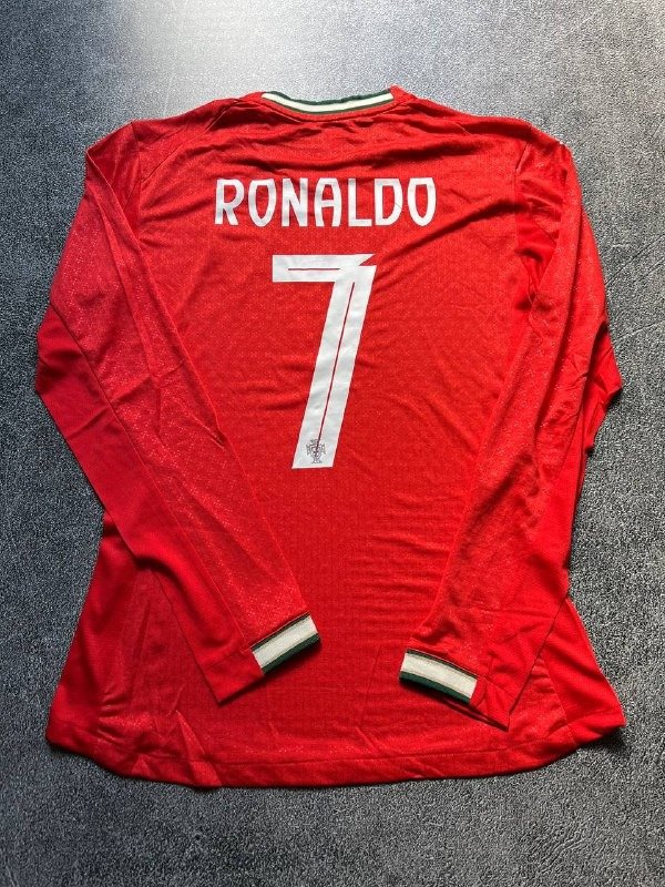 Producto - Portugal local 25/26 Version jugador Manga larga 7 Ronaldo