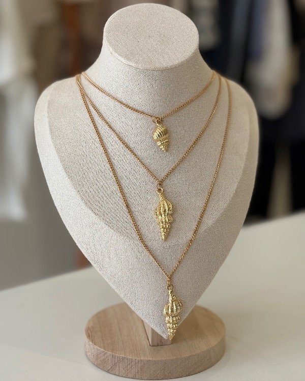 Producto - Collar triple caracola