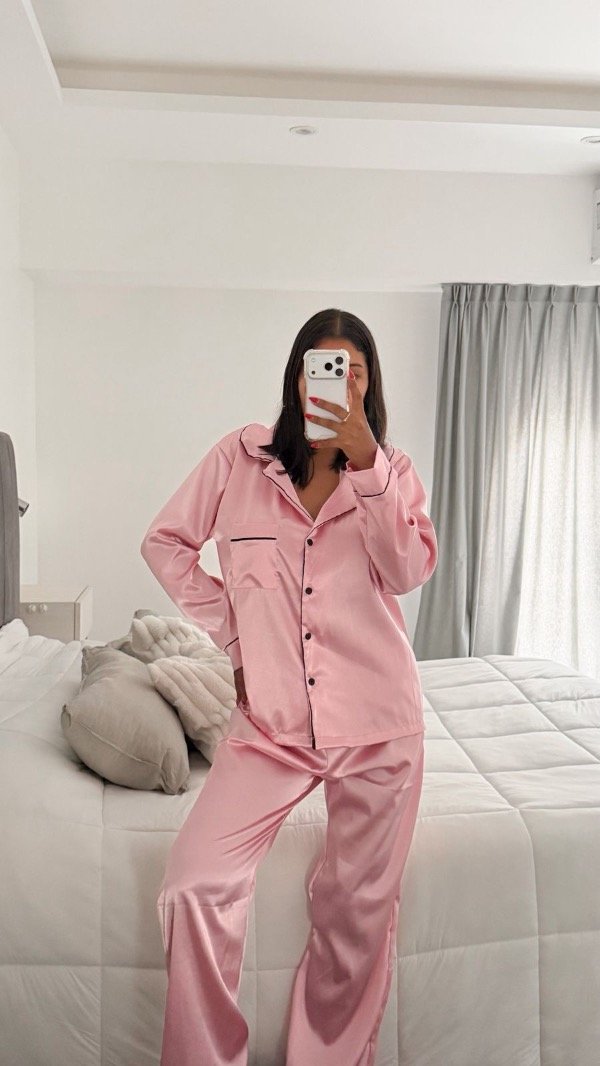 Producto - PIJAMA SATÉN LARGO ROSA - 0
