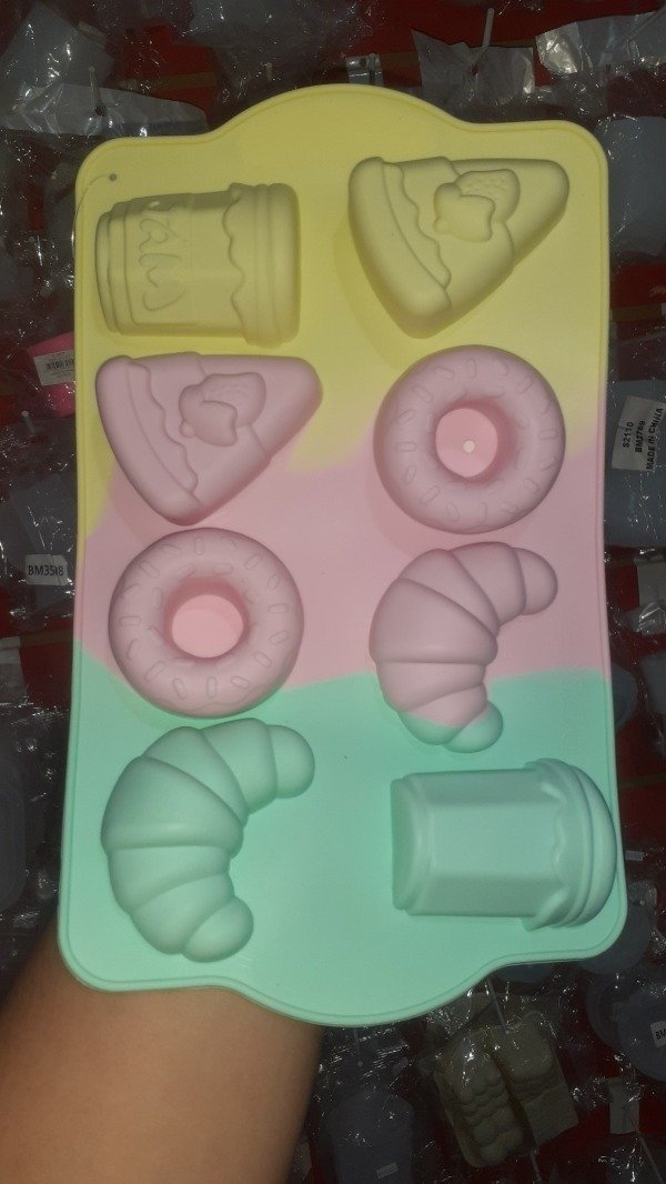 Producto - Molde silicona medialunas, tartas, donas y café