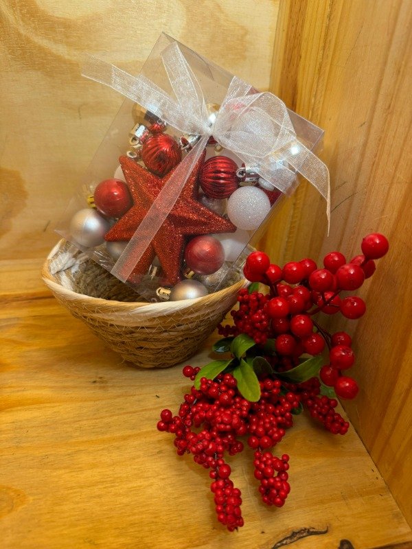 Producto - Set x 30 piezas esferas y puntal Red 3 cm (Efectivo: 14.320)