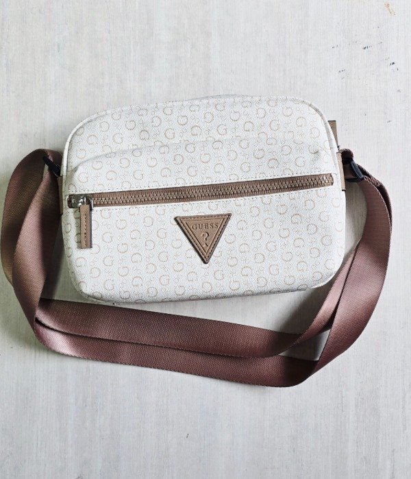 Producto - Cartera guess