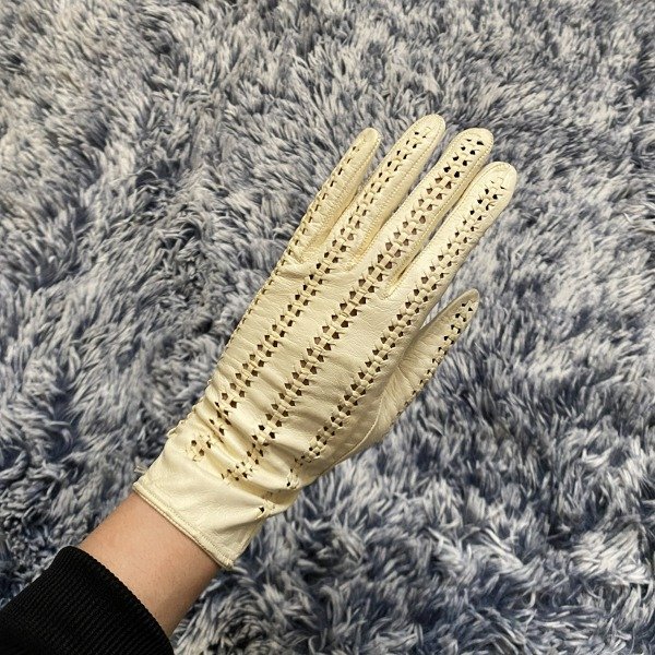 Producto - Vintage leather white dead stock gloves.