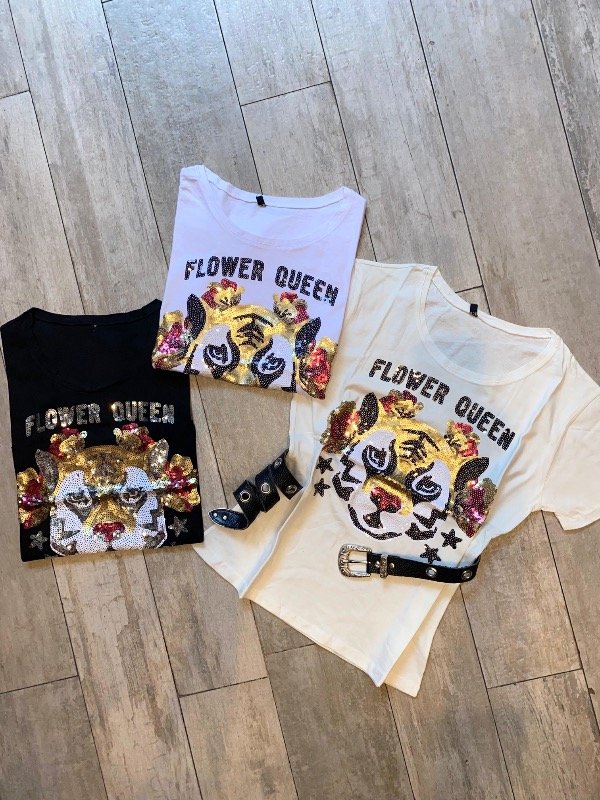 Producto - Remera Bordada Flowers Queen