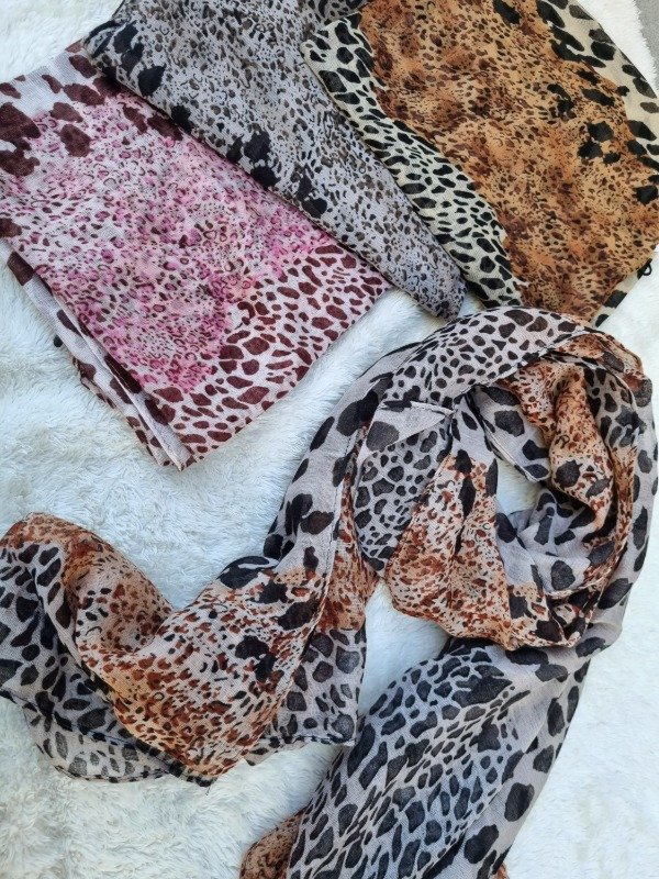 Producto - PASHMINA ESTAMPADA ANIMAL PRINT