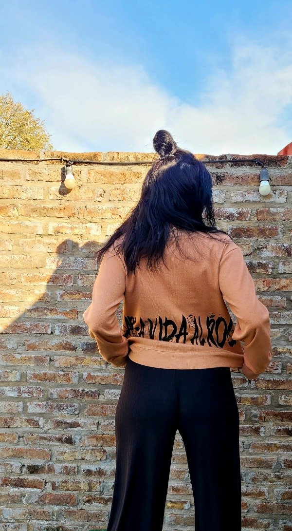Producto - Buzo clásico mujer Larga vida al rock - 4